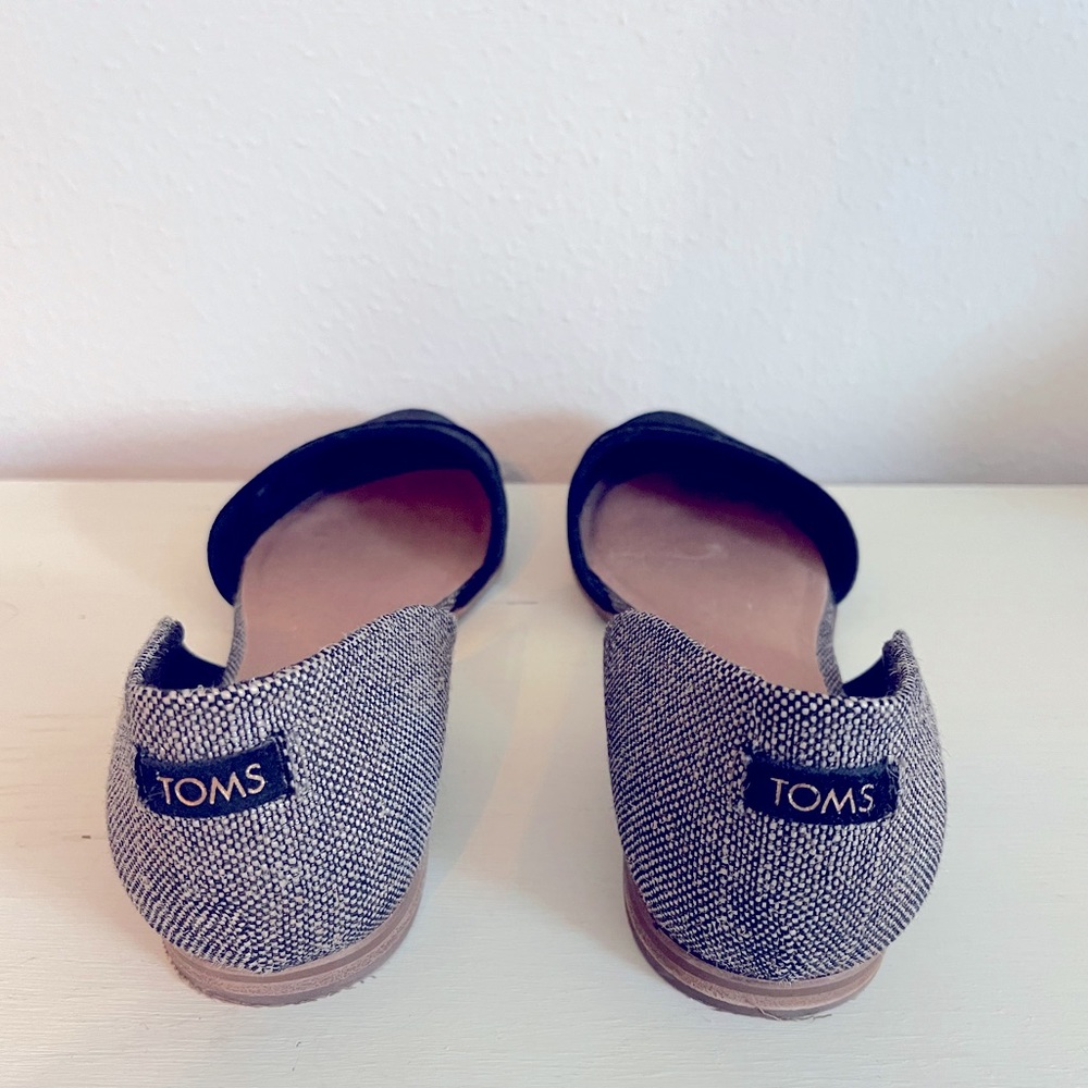 TOMS flats